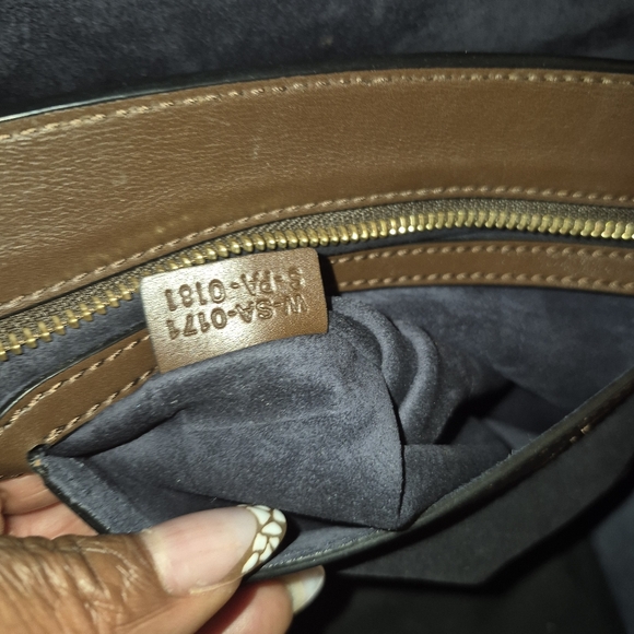 Céline Trapeze Bag – Tri-Color Leather Handbag - Picture 6 of 8